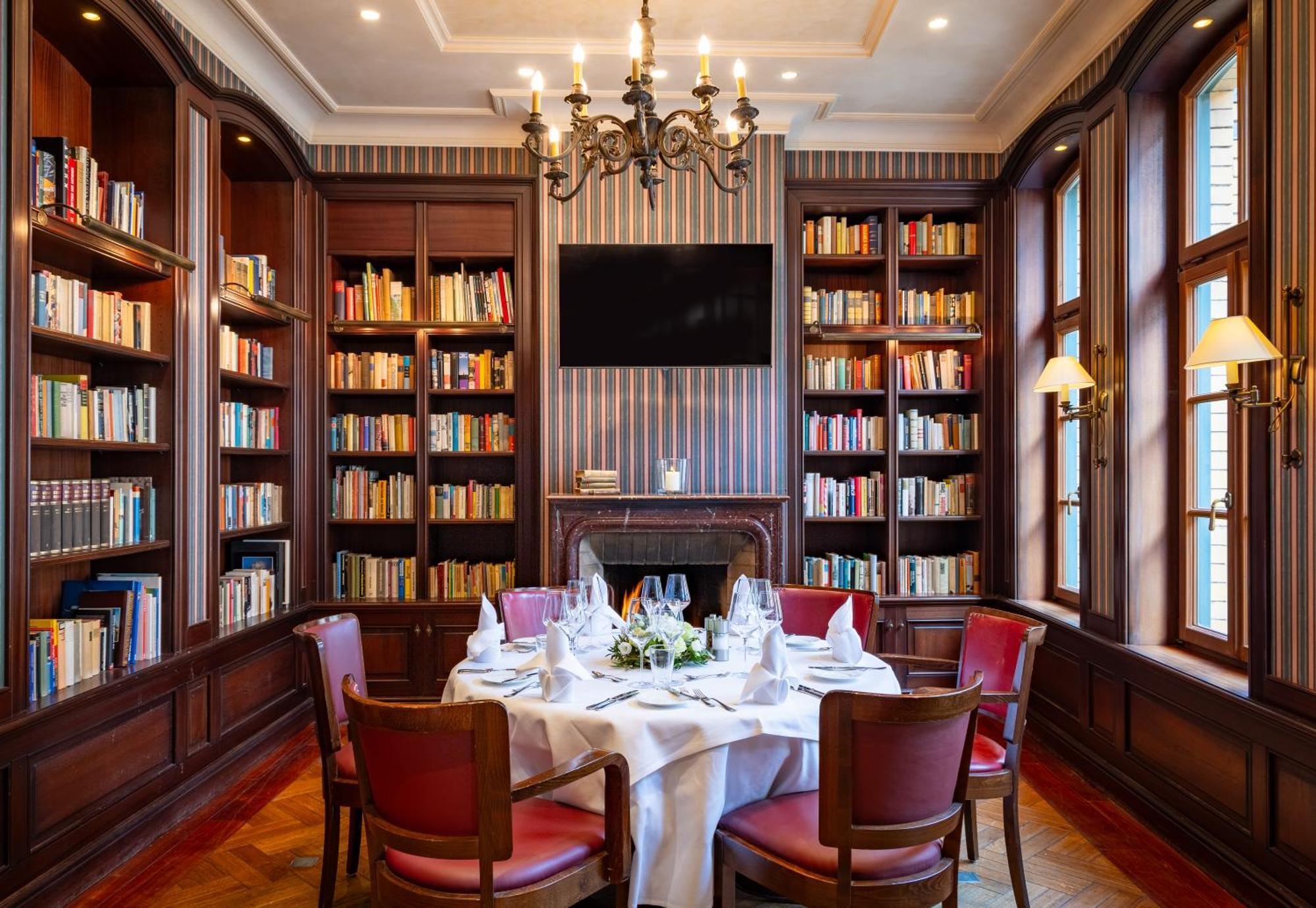 Hotel Alma Am Anger Эрфурт Экстерьер фото
