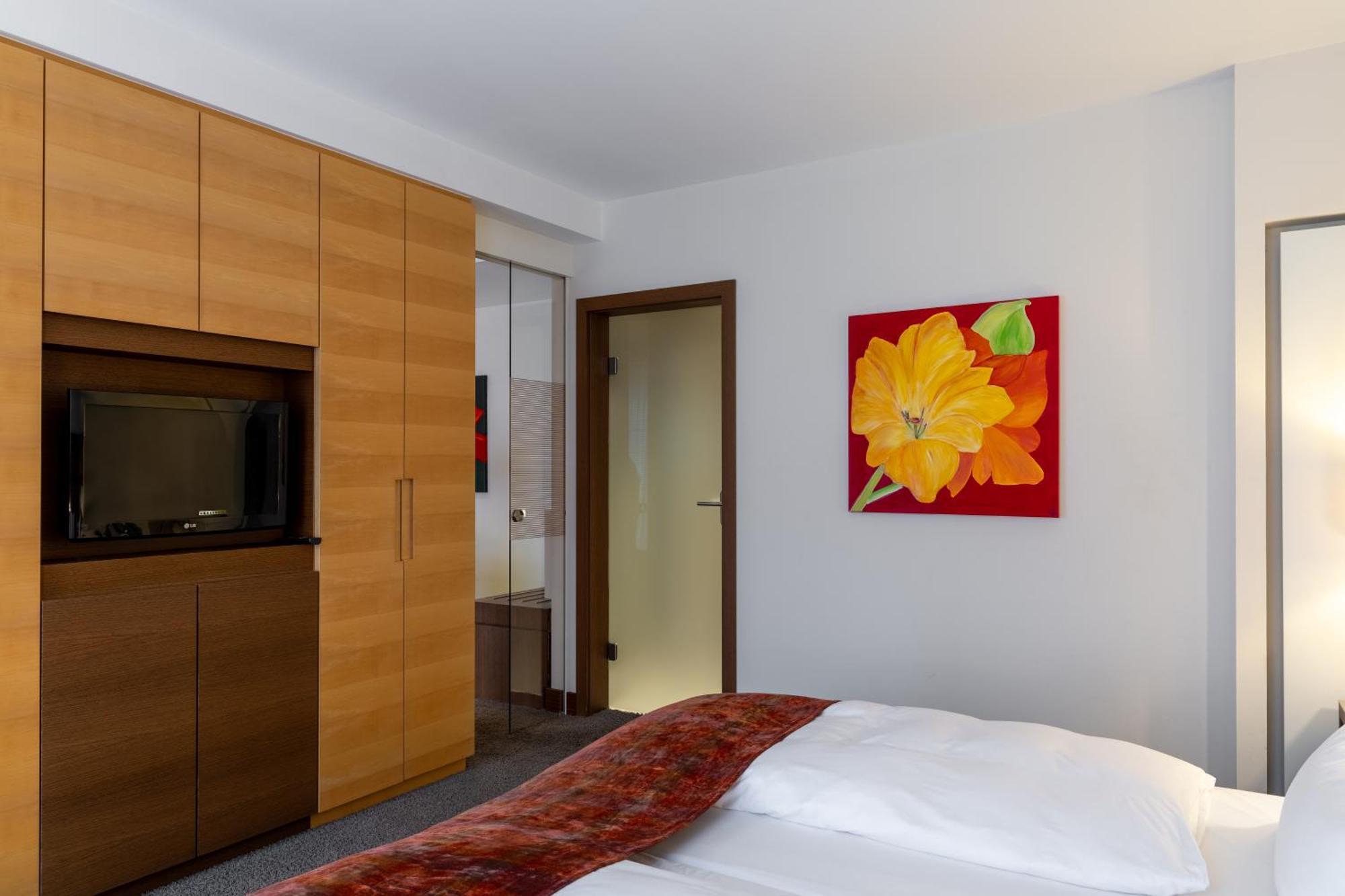 Hotel Alma Am Anger Эрфурт Экстерьер фото