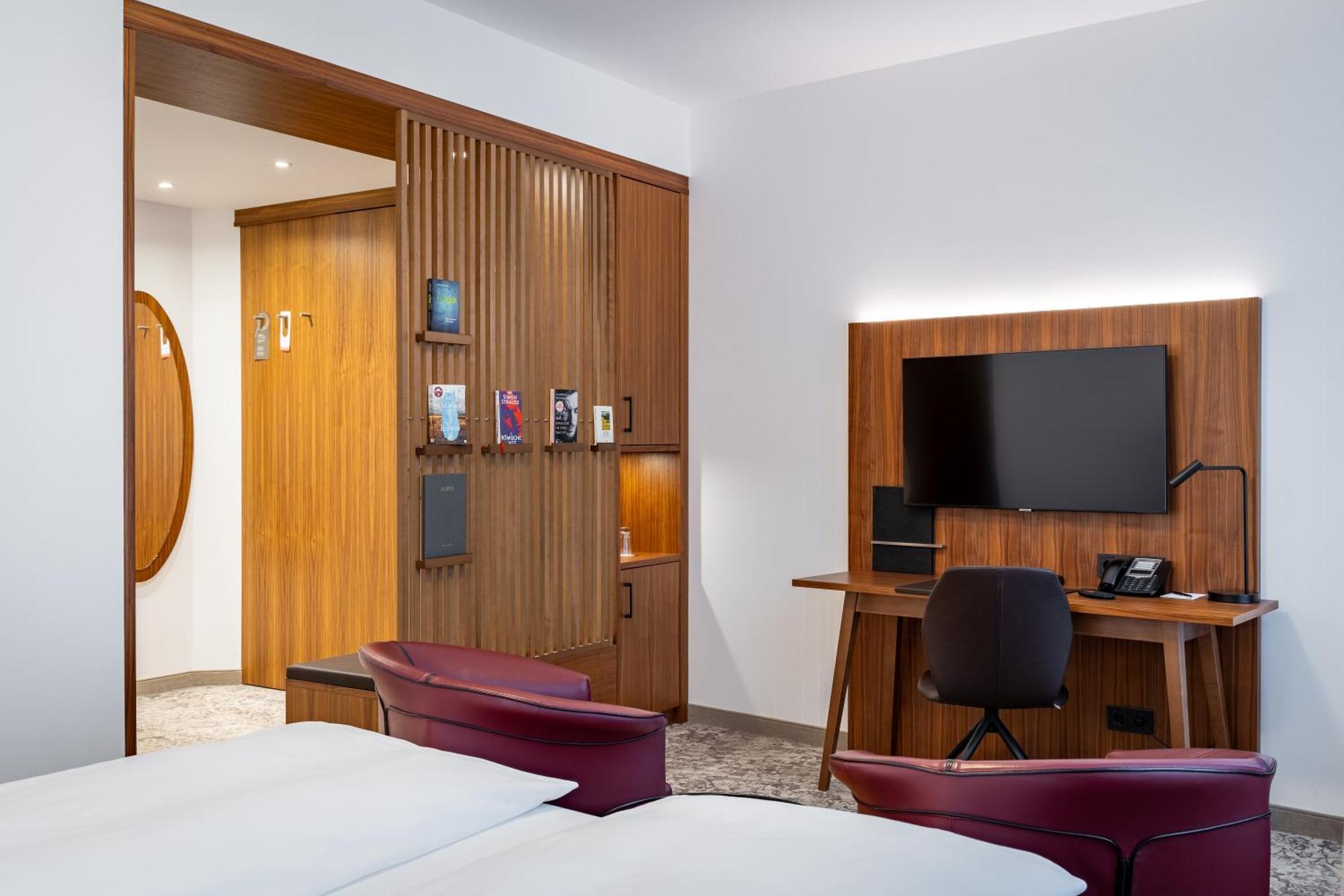 Hotel Alma Am Anger Эрфурт Экстерьер фото